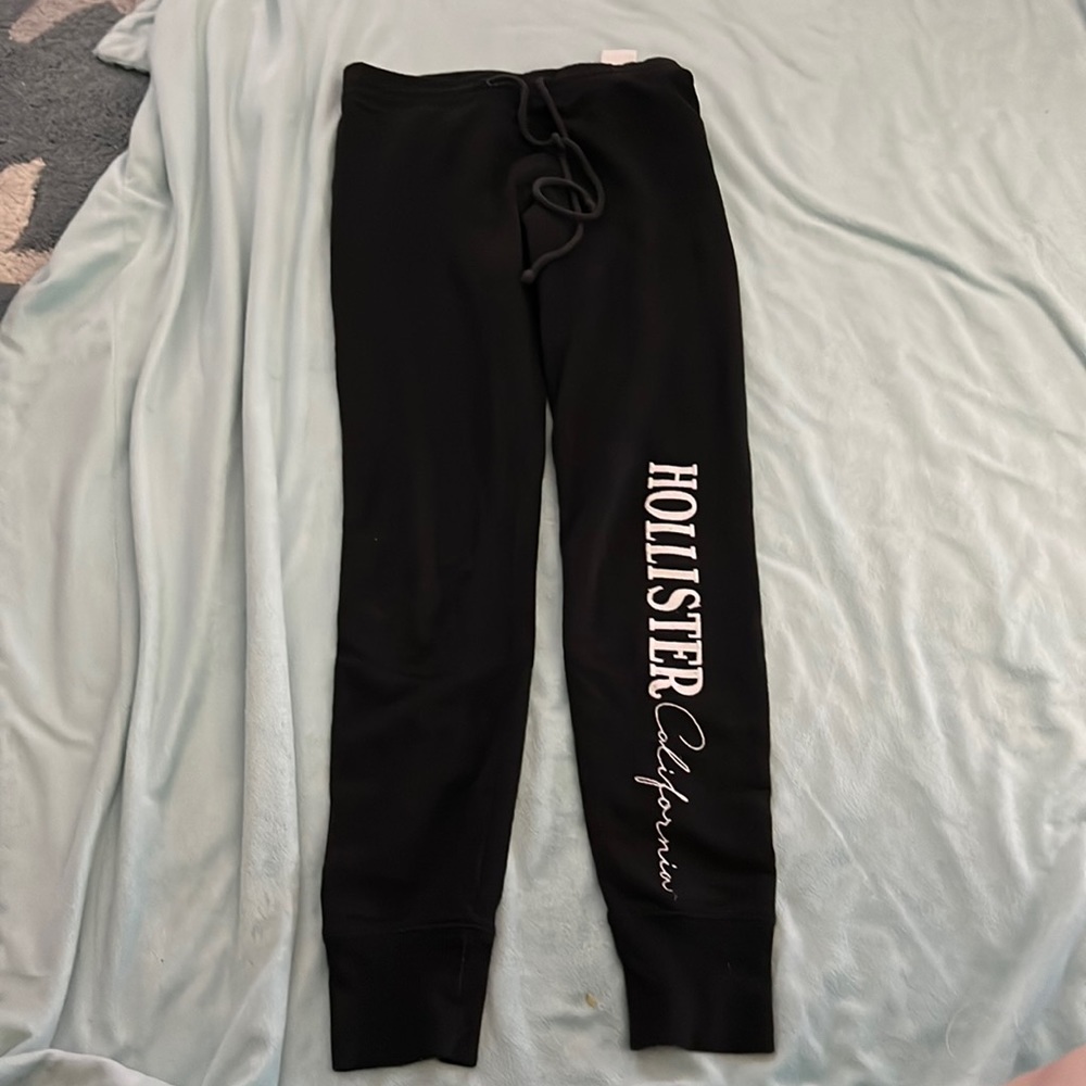 Black Hollister jogger sweatpants